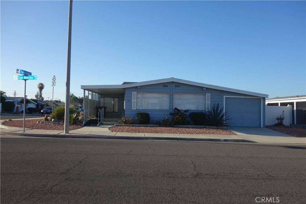 Photo of Listing #IV26053227