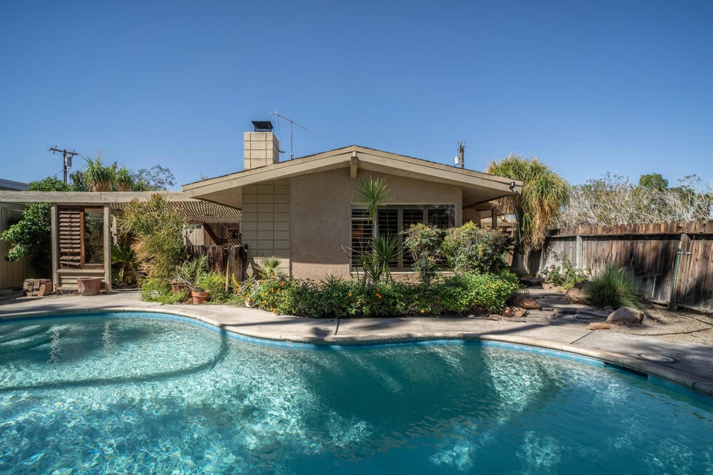 44841 San Jacinto Avenue, Palm Desert