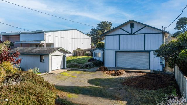 18651 Old Coast Highway, Fort Bragg