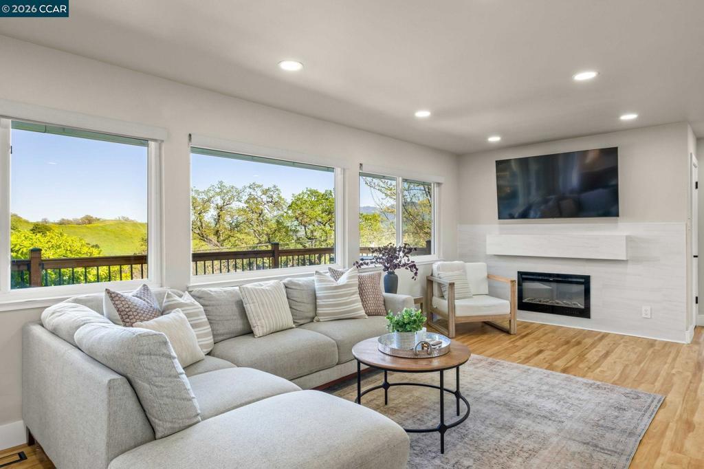 Photo of Listing #41126724