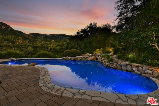 2317 Sierra Creek Road, Agoura Hills