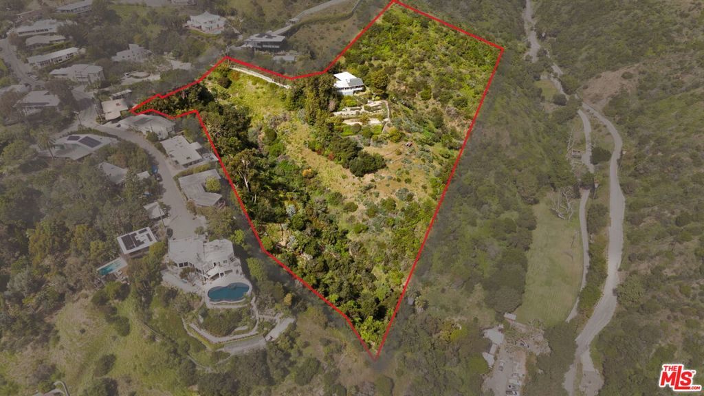 Photo of Listing #26662245