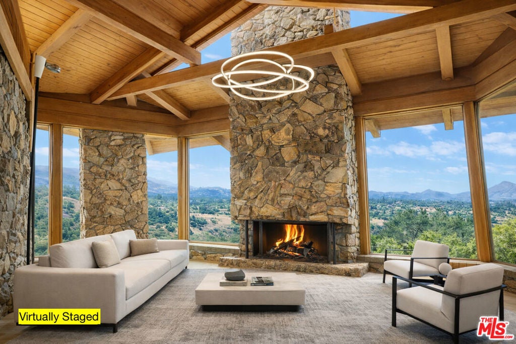 Photo of Listing #26655205