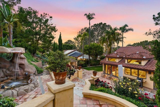 2969 Racetrack View, Del Mar