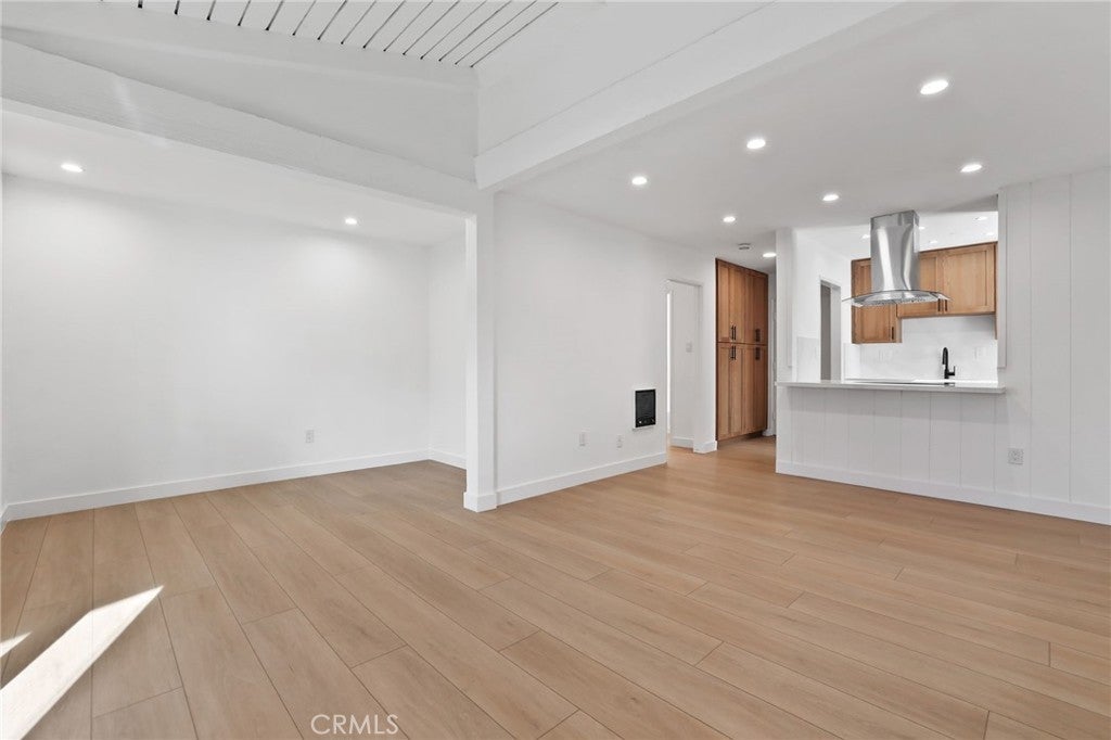 Photo of Listing #OC26053936