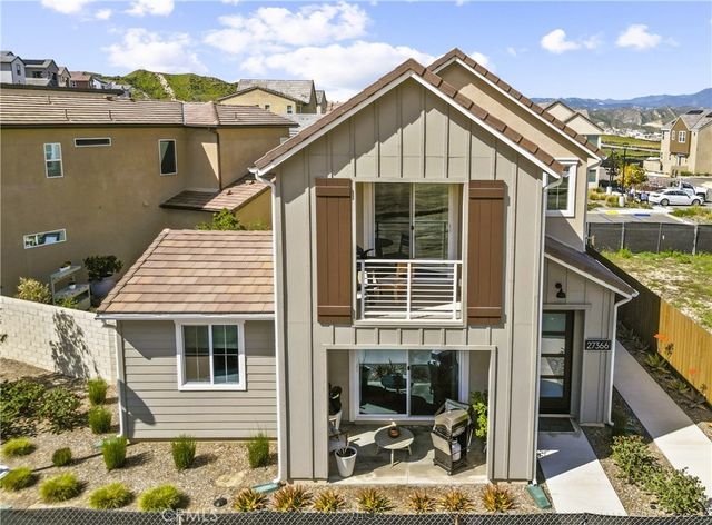 27366 Snow Creek Place, Valencia