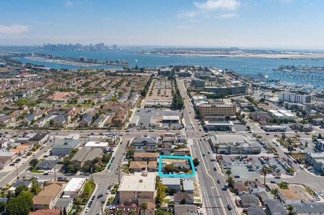 3046 Nimitz Blvd, San Diego