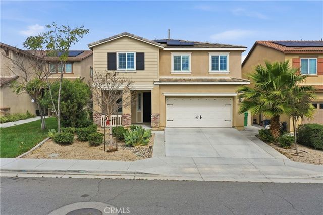 24318 Red Spruce, Murrieta