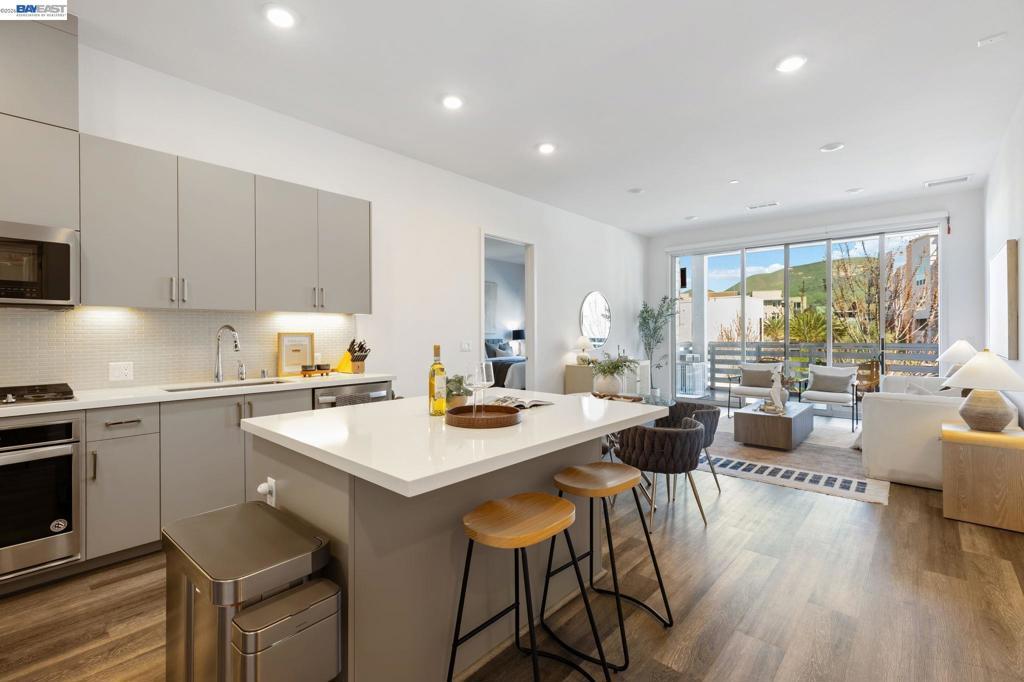 Photo of Listing #41126827