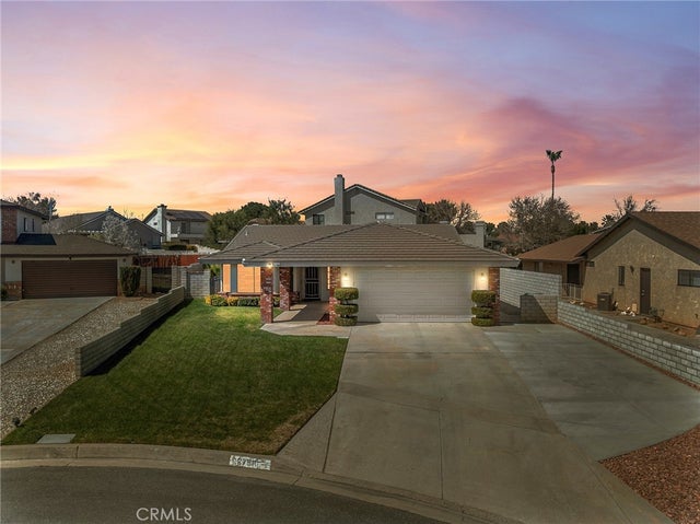 12790 Amberwood Lane, Victorville