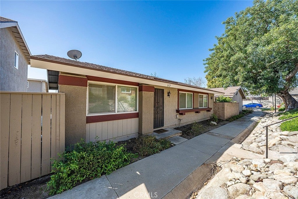 1672 Carmel, Upland