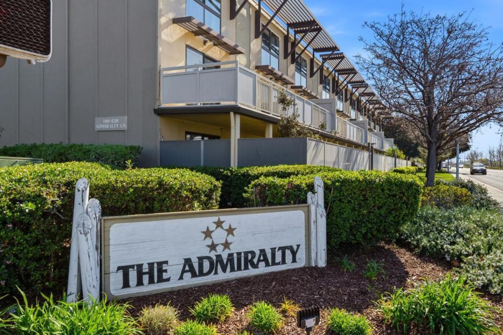 1214 Admiralty Lane, Foster City