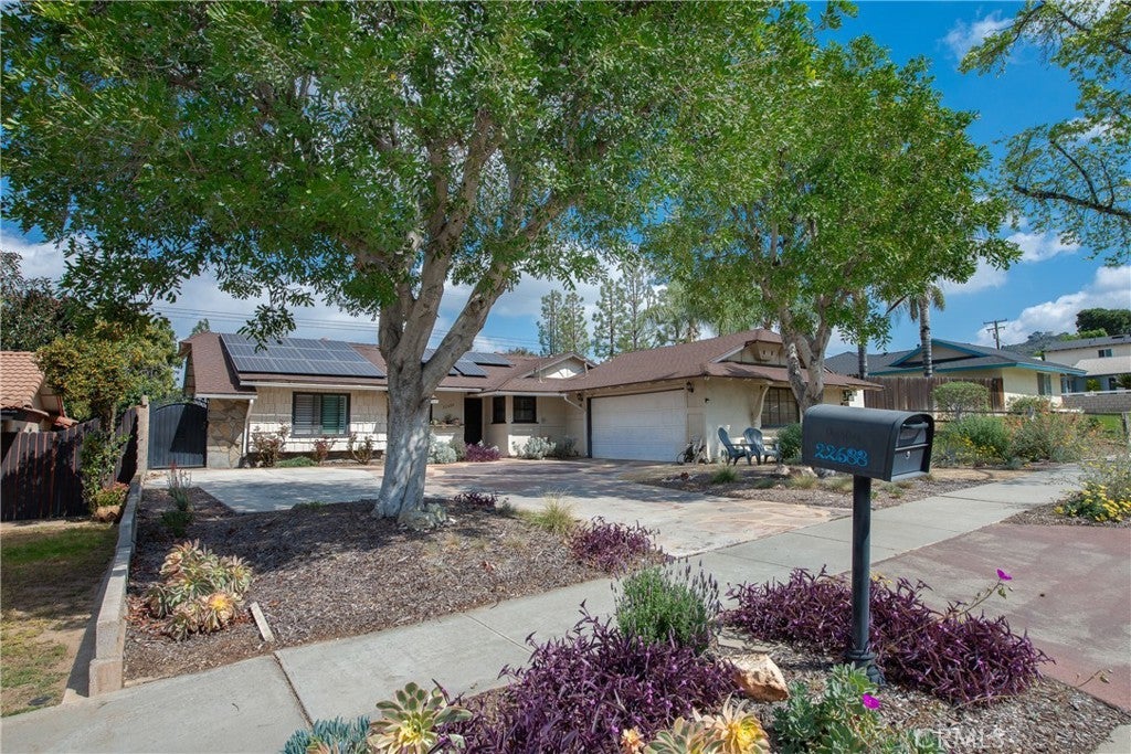 Photo of Listing #IG26044854