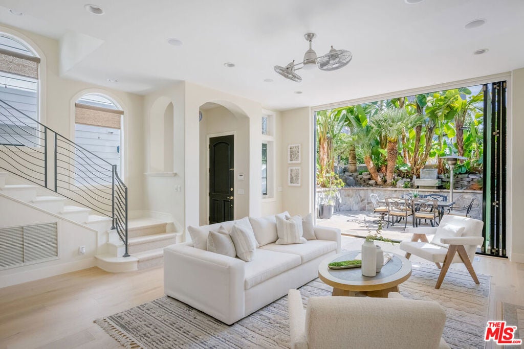 Photo of Listing #26663595