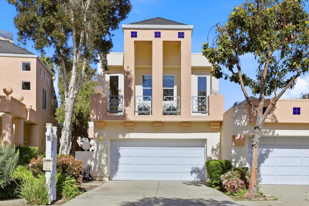 819 Lakeshore Drive, Redwood City