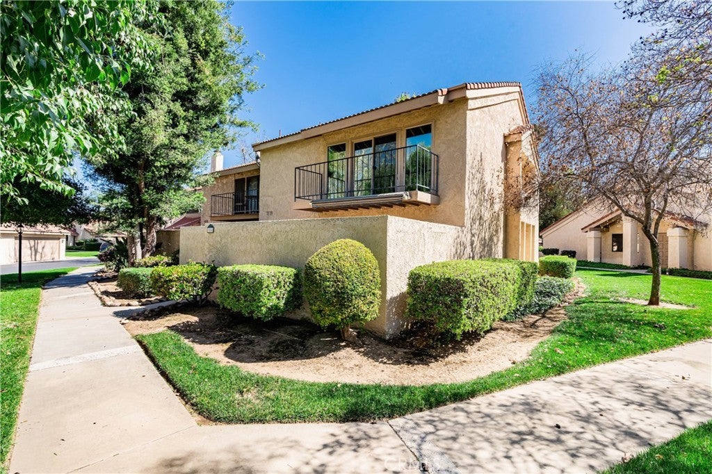 7088 Seville, Riverside