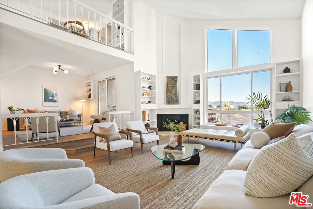 5333 Zelzah Avenue 338, Encino