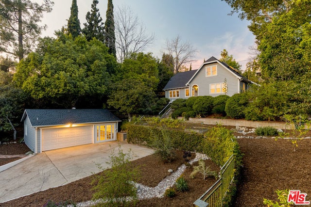 5007 Almaden Drive, Los Angeles