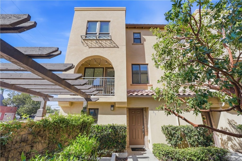 809 S Anaheim Boulevard, Anaheim