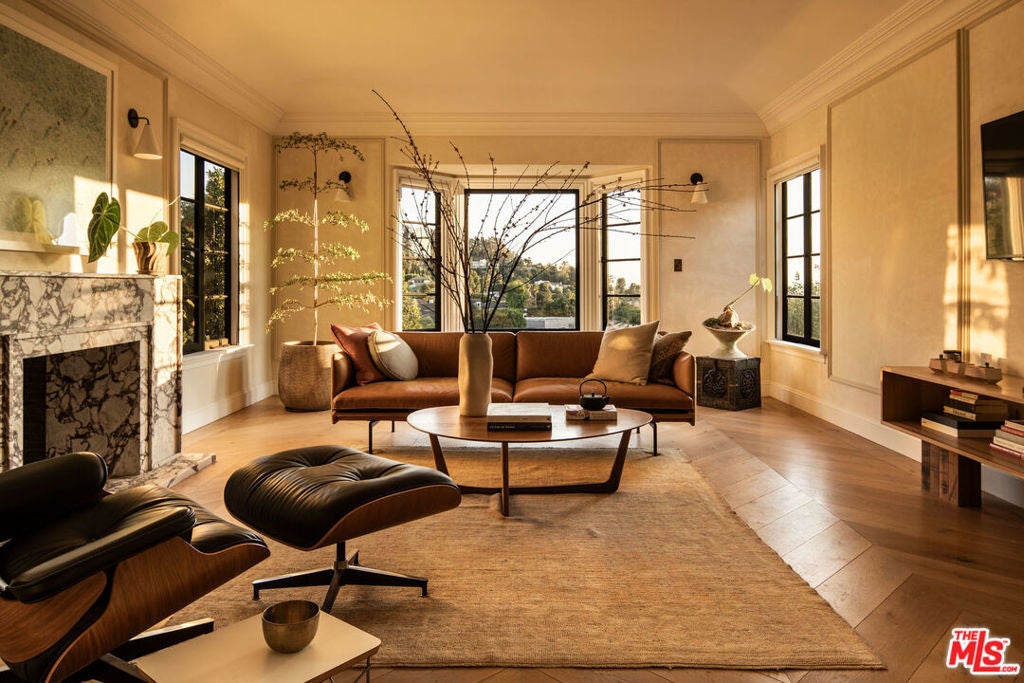 Photo of Listing #26663057