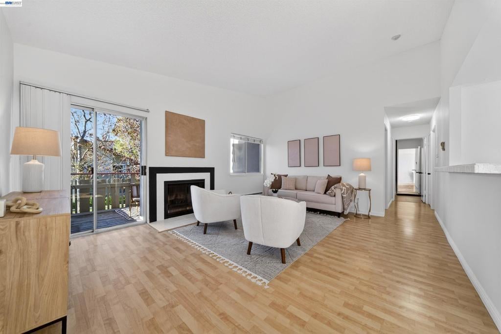 Photo of Listing #41126926