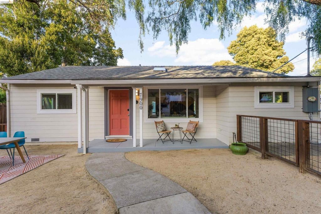 Photo of Listing #41126964