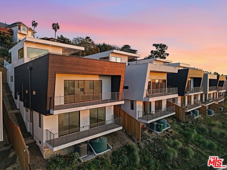 Photo of Listing #26662283