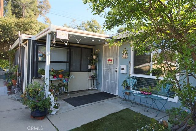 19208 Avenue Of The Oaks # J, Newhall
