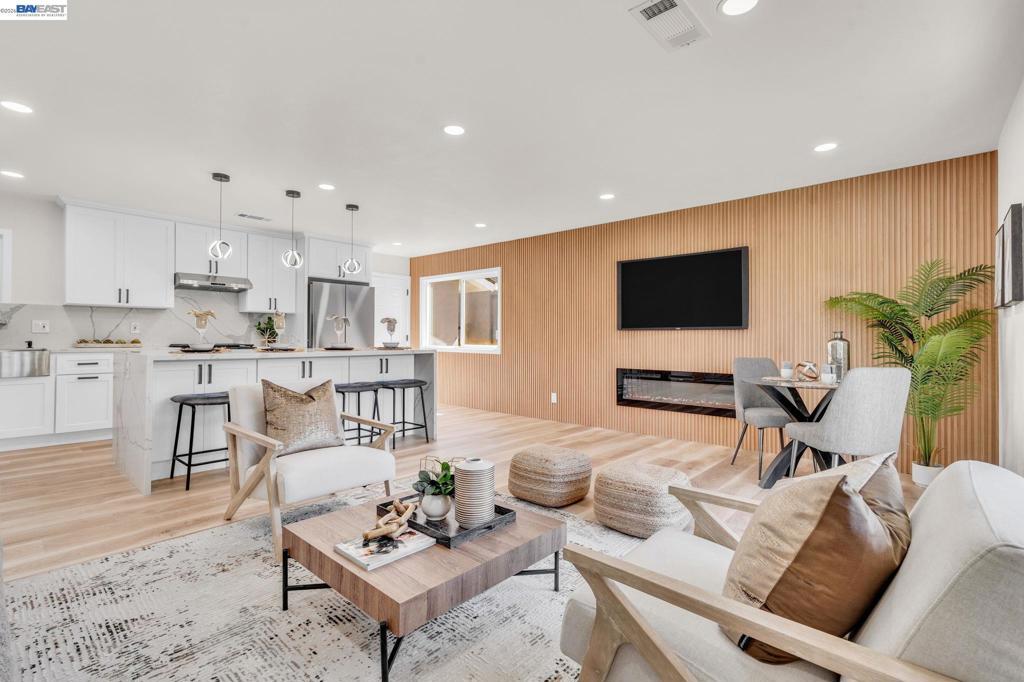 Photo of Listing #41126984