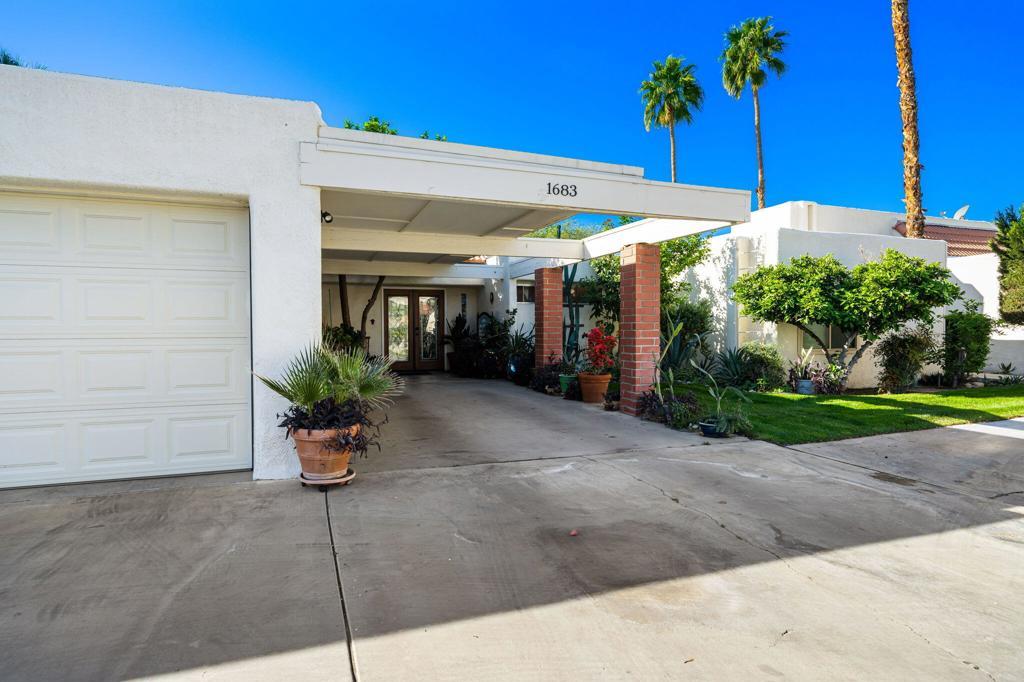 1683 Tam O Shanter Plaza, Palm Springs