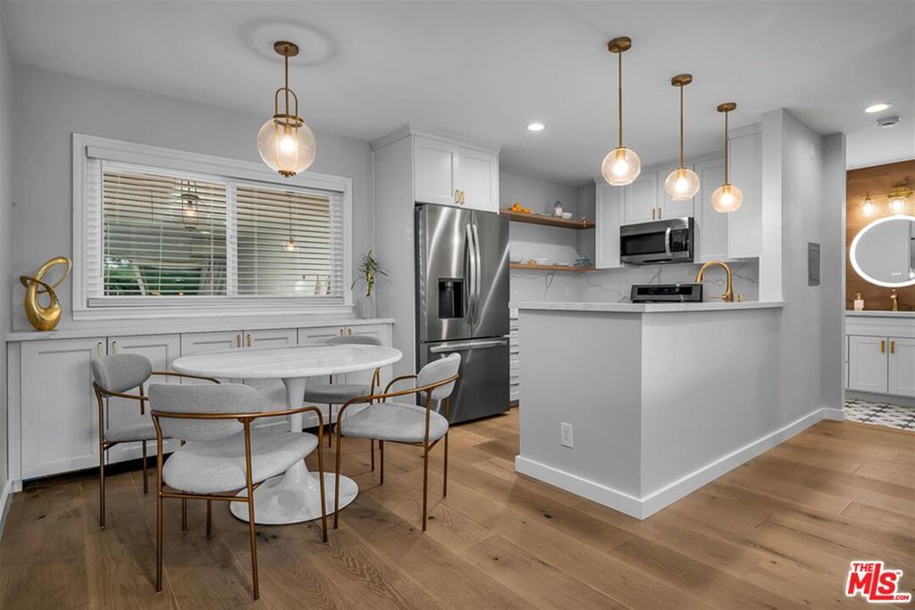 Photo of Listing #26664077