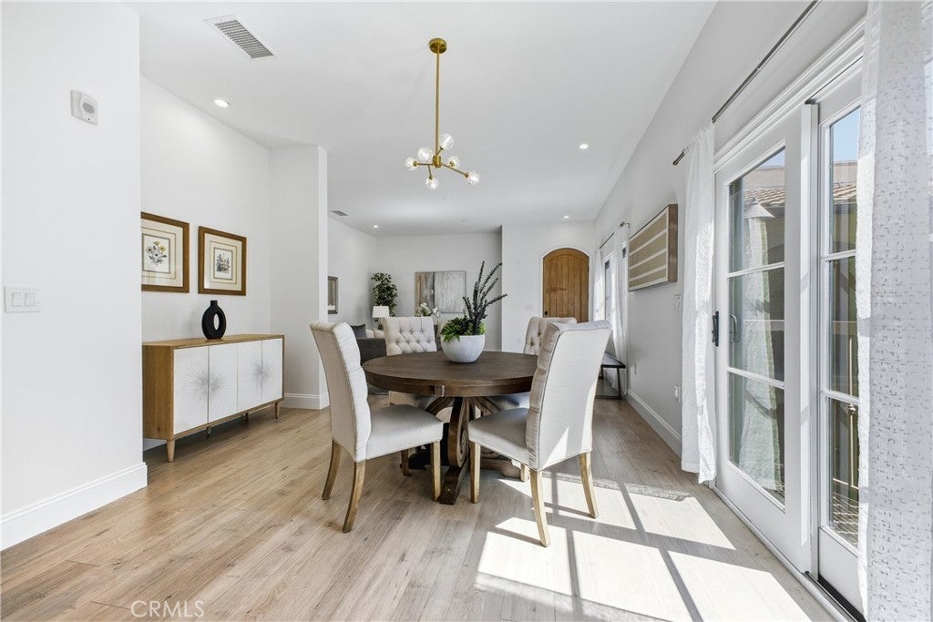 168 Sierra Madre Boulevard 301, Pasadena