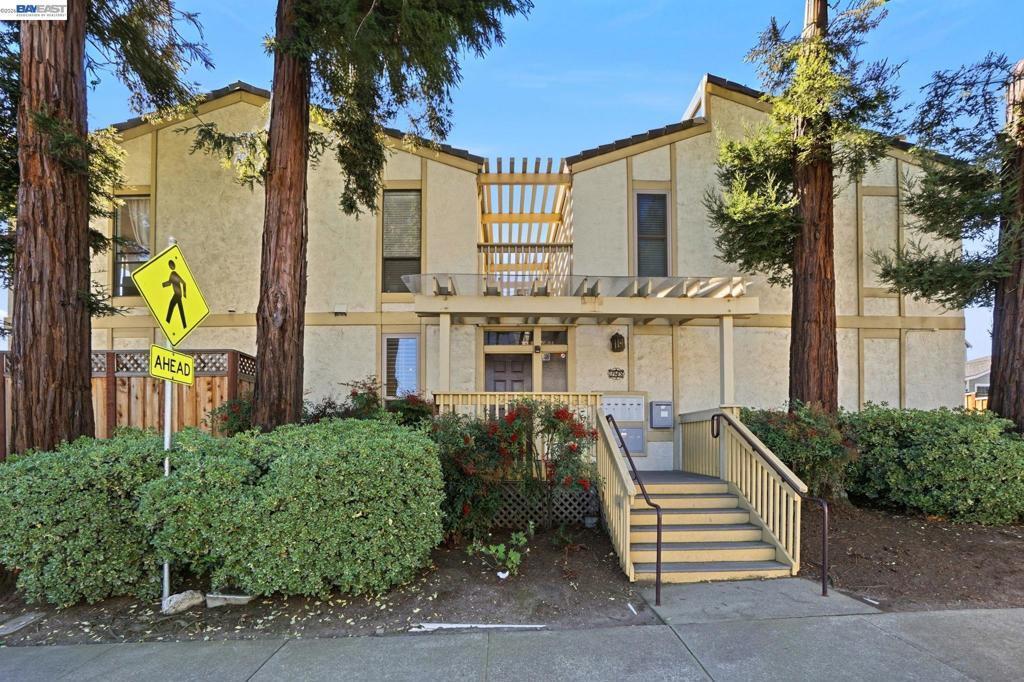 1945 Trinity Avenue 1, Walnut Creek