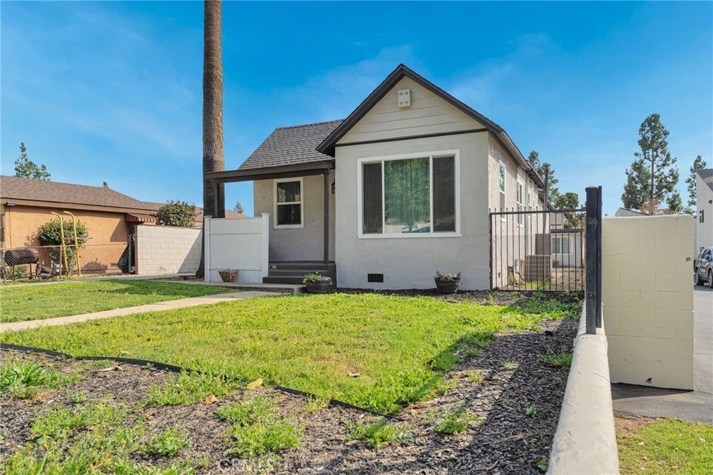 Photo of Listing #SR26054897