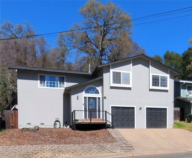 1222 Sixth, Lakeport