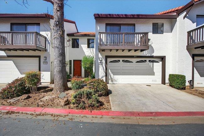 745 Williamsburg Way, Gilroy