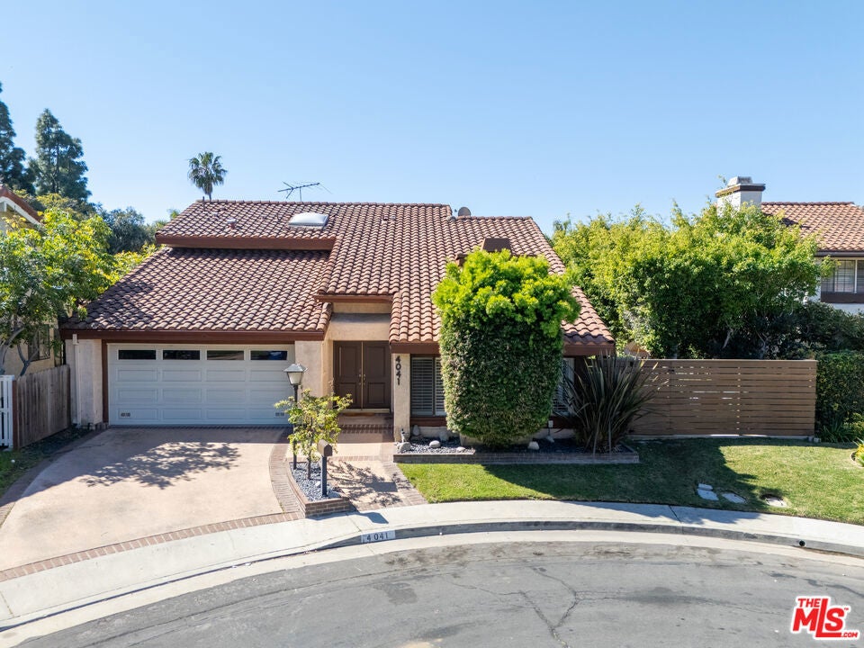 Photo of Listing #26663409