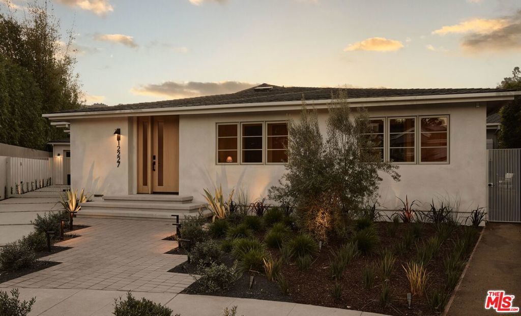 Photo of Listing #26661409