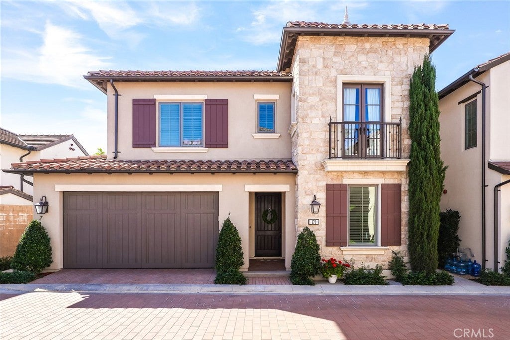 170 Villa Ridge, Irvine