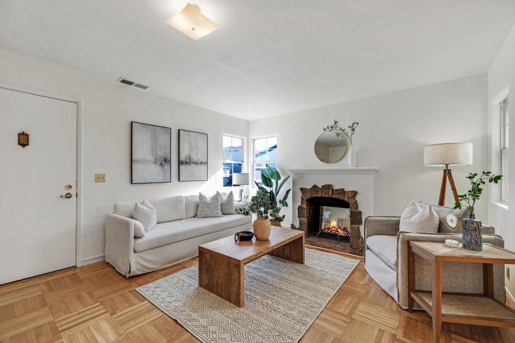 Photo of Listing #ML82038535