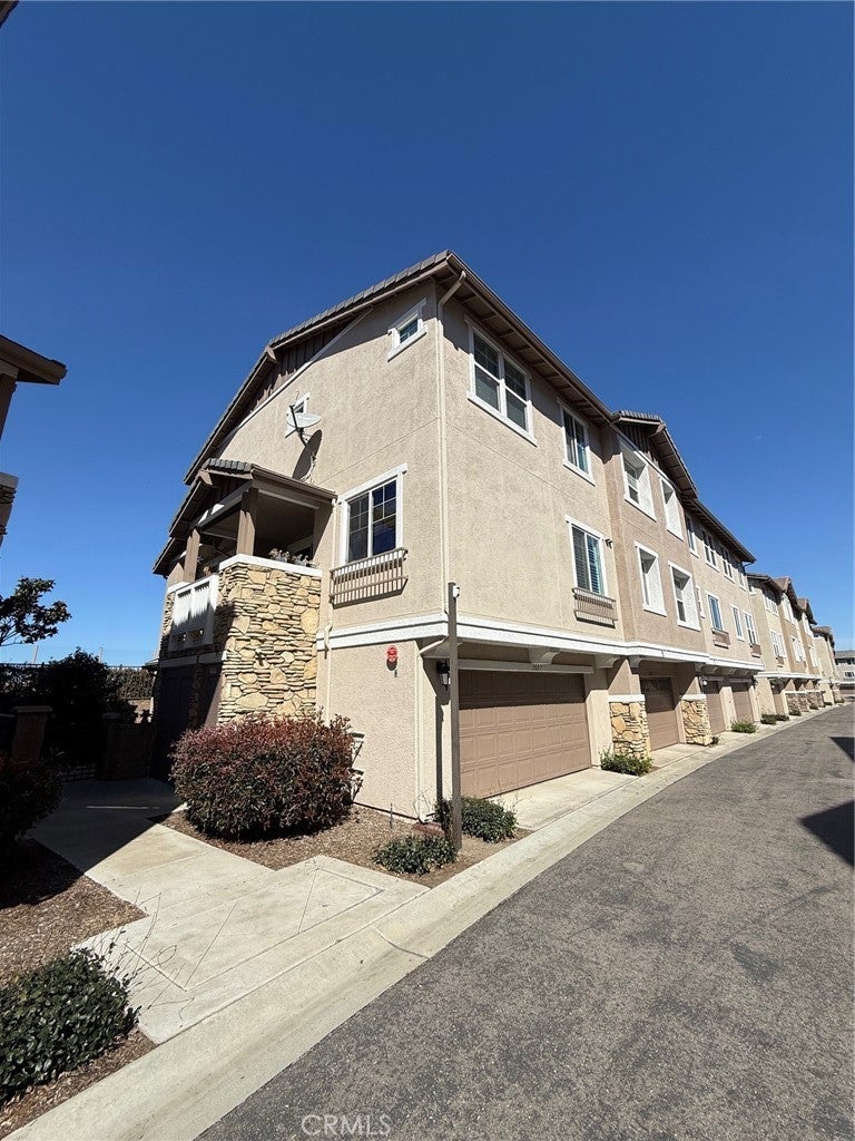 3037 Cole Grade, Santee