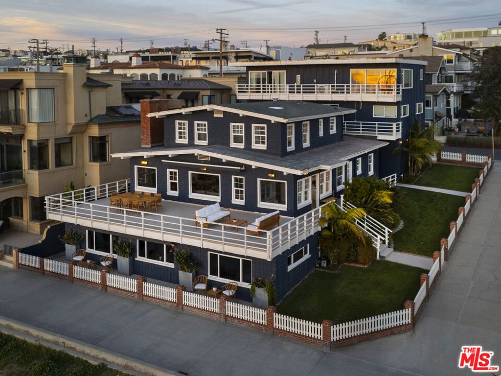 1000 The Strand, Manhattan Beach