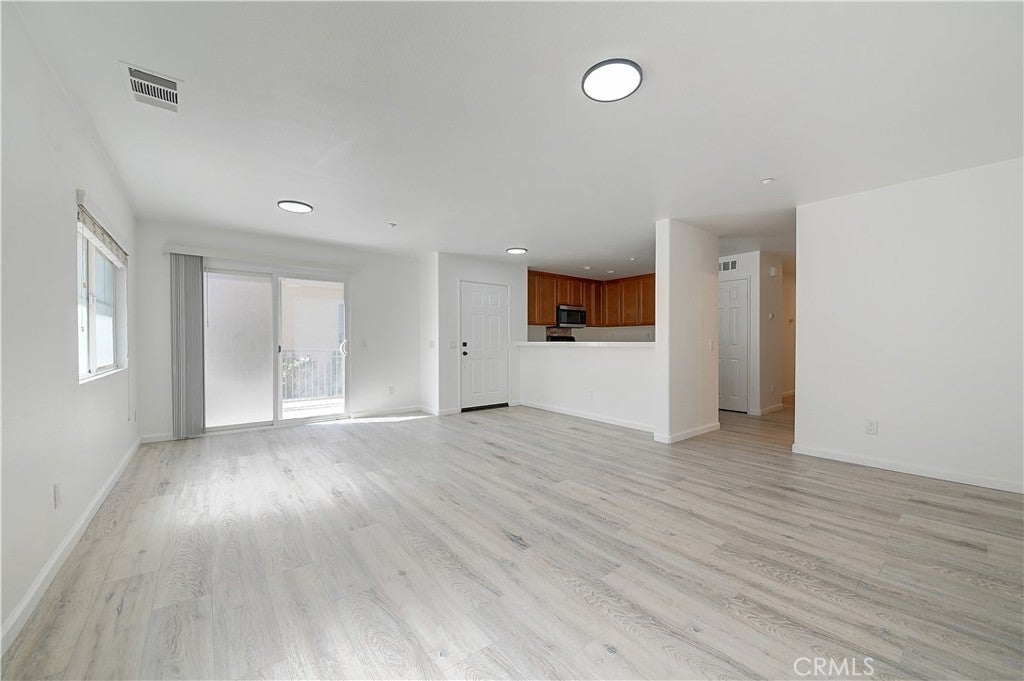 Photo of Listing #TR26055352