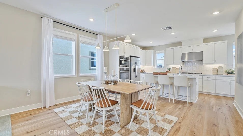 27536 Grand Fir Way, Valencia