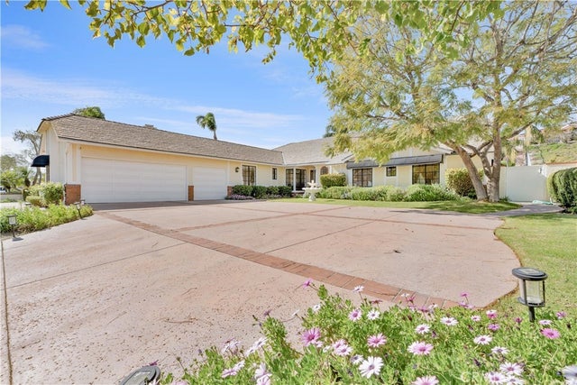 21 Santa Catalina Dr, Rancho Palos Verdes.