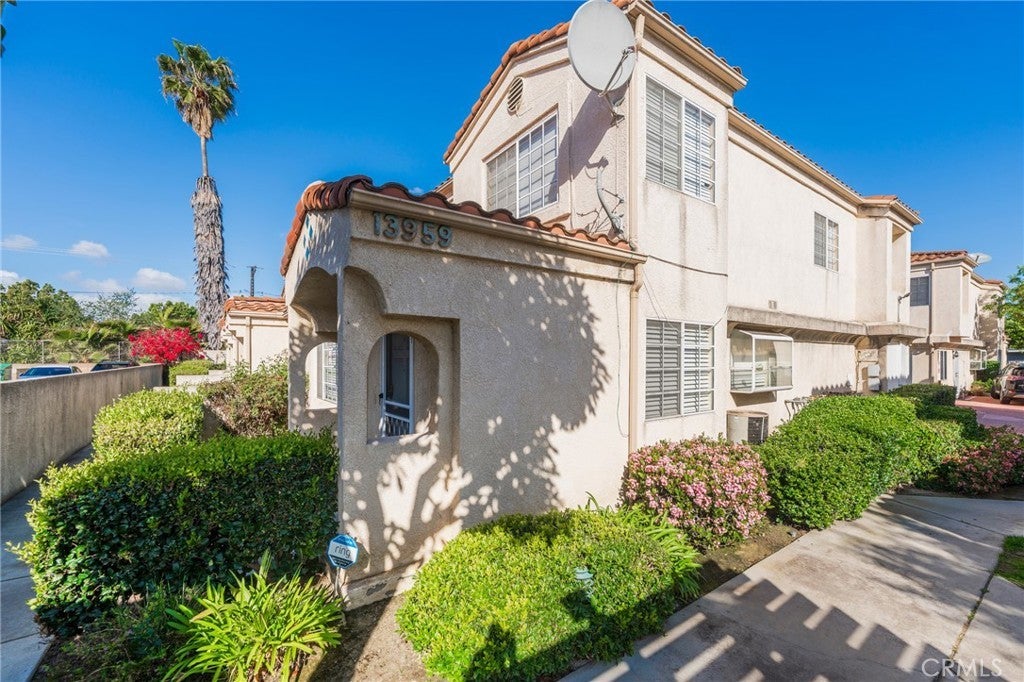 Photo of Listing #SB26035938