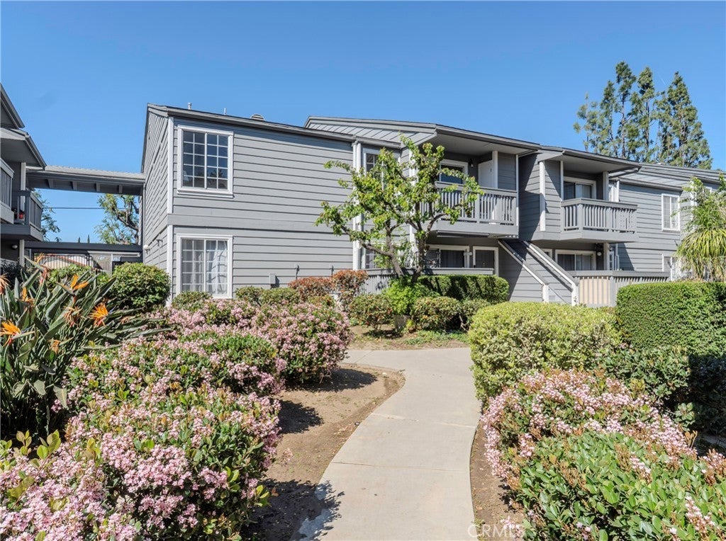 9714 Sepulveda 217, North Hills