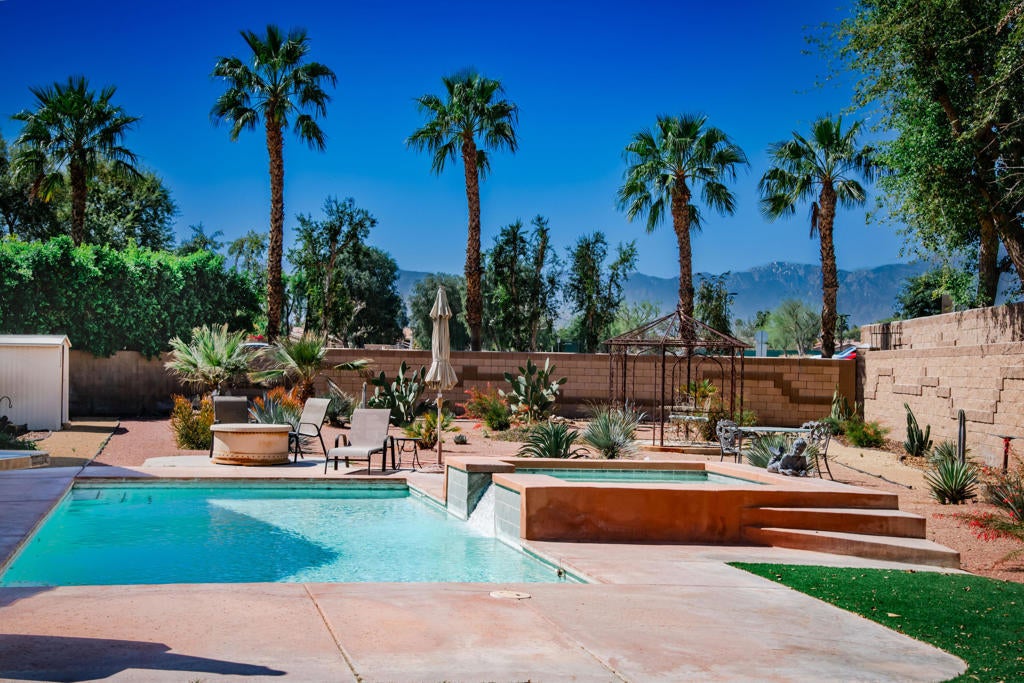 80060 Kinghorn Court, Indio