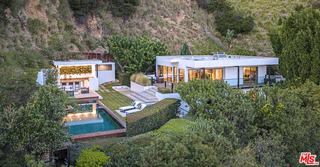 Photo of Listing #26663207