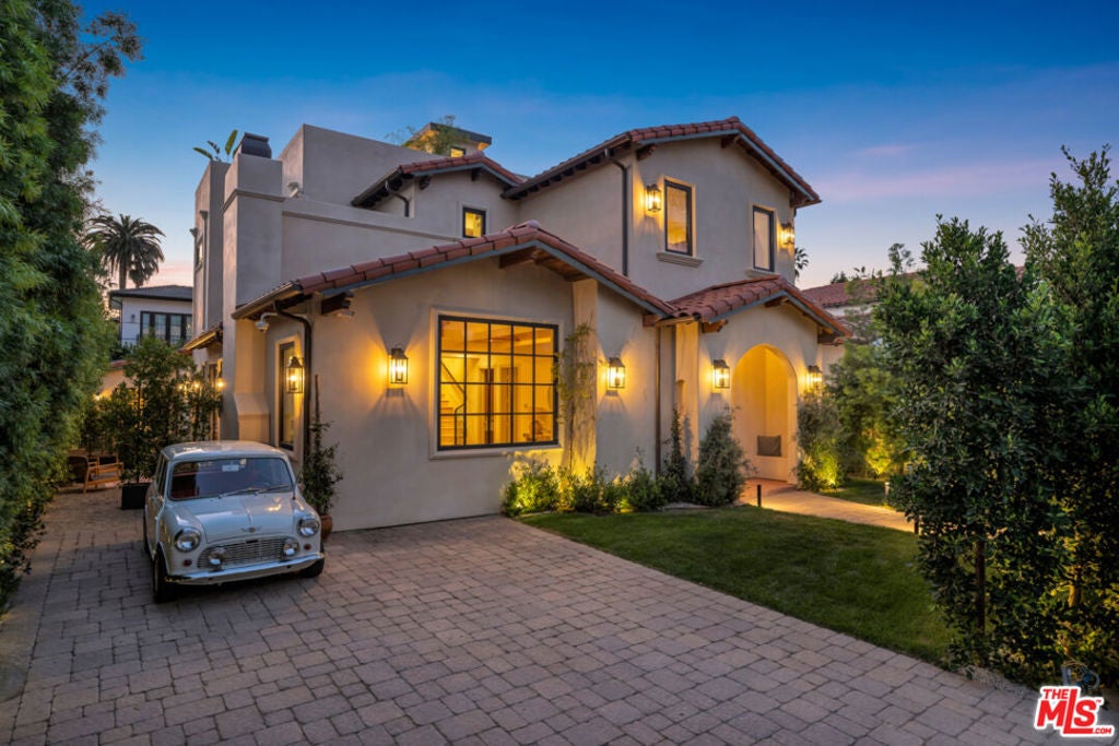 Photo of Listing #26664255